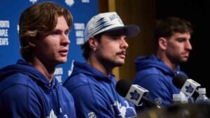 Soupiska týmu Toronto Maple Leafs zahrnuje několik hráčů, kteří byli v draftu vybráni jako celkově první
